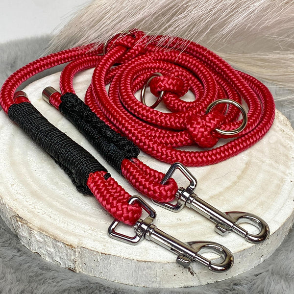 'Raspberry Black' Tauleine
